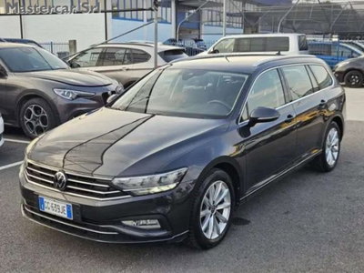 Volkswagen Passat Variant 2.0 TDI SCR 122 CV EVO DSG Business (2)
