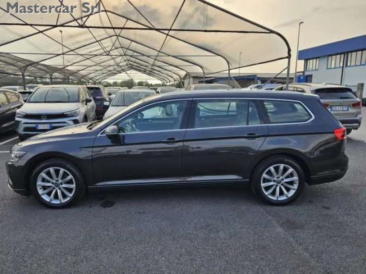 Volkswagen Passat Variant 2.0 TDI SCR 122 CV EVO DSG Business (3)