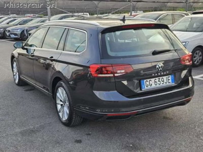 Volkswagen Passat Variant 2.0 TDI SCR 122 CV EVO DSG Business (4)