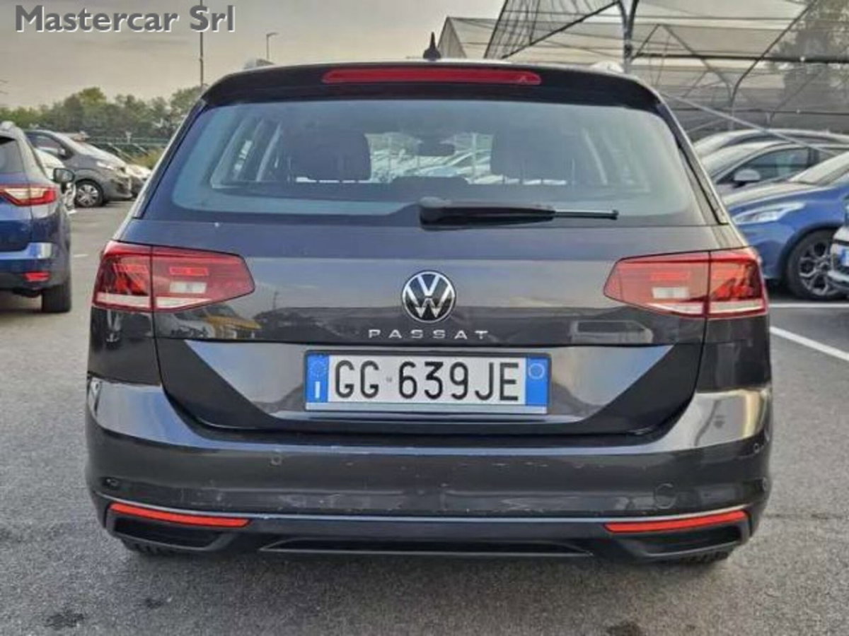 Volkswagen Passat Variant 2.0 TDI SCR 122 CV EVO DSG Business (5)