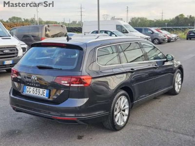 Volkswagen Passat Variant 2.0 TDI SCR 122 CV EVO DSG Business (6)