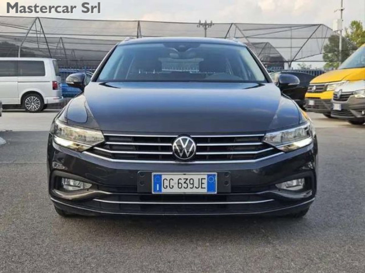 Volkswagen Passat Variant 2.0 TDI SCR 122 CV EVO DSG Business (9)