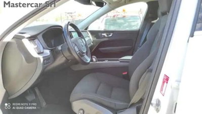 Volvo XC60 2.0 t6 phev Essential awd auto (10)