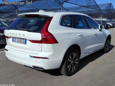 Volvo XC60 2.0 t6 phev Essential awd auto (6)