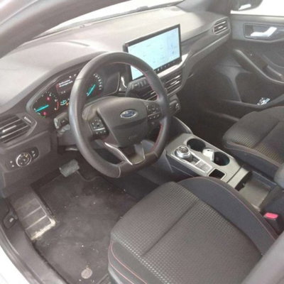 Ford Focus Station Wagon 1.5 ecoblue ST-Line X 115cv auto (10)