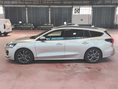 Ford Focus Station Wagon 1.5 ecoblue ST-Line X 115cv auto (2)