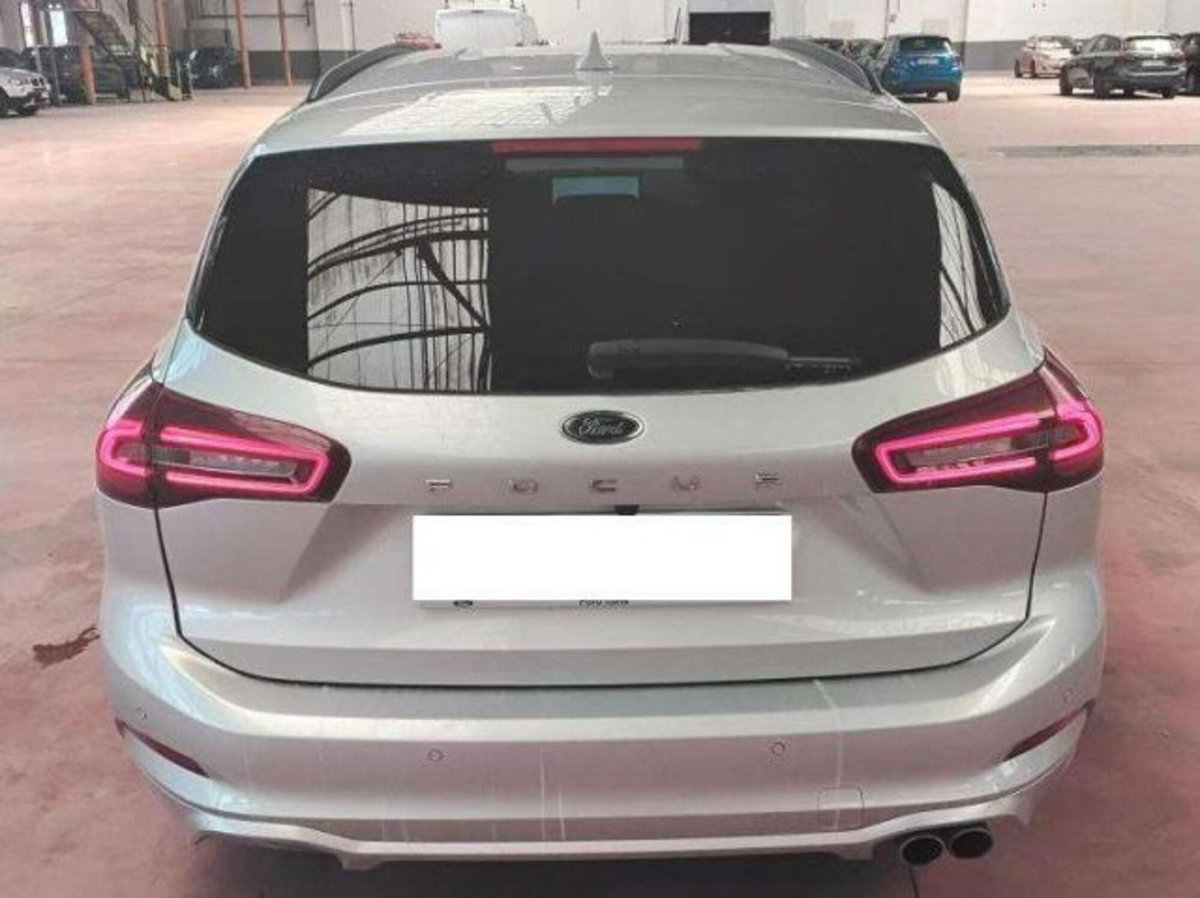 Ford Focus Station Wagon 1.5 ecoblue ST-Line X 115cv auto (3)
