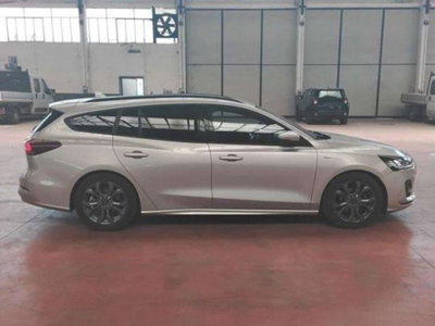Ford Focus Station Wagon 1.5 ecoblue ST-Line X 115cv auto (4)