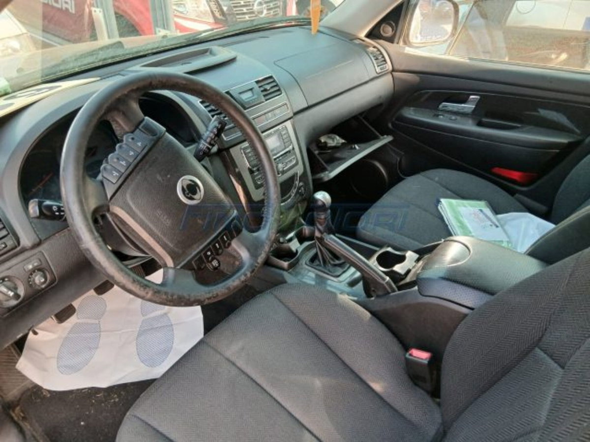 Ssangyong Rexton W Xdi 4WD (4)