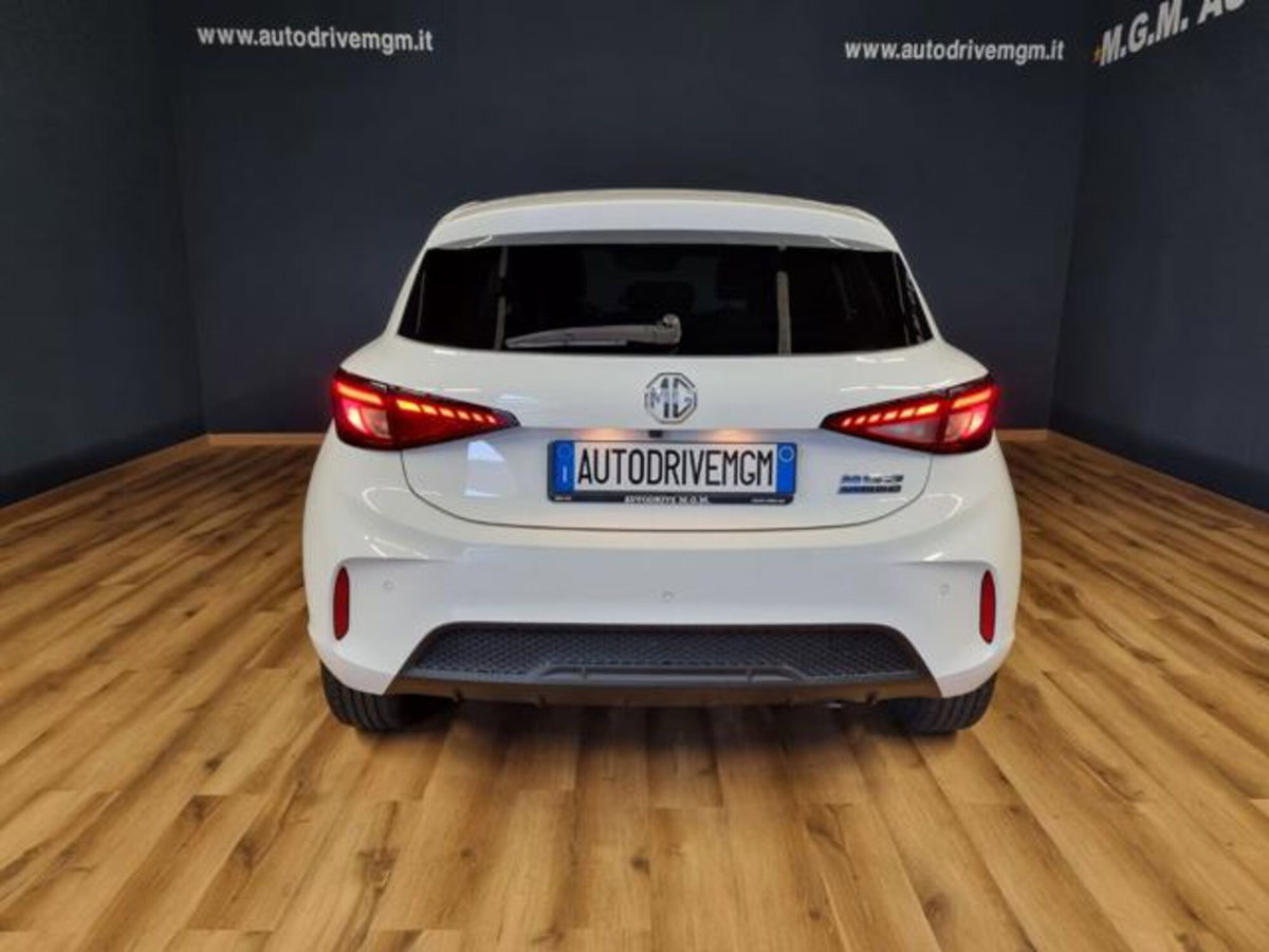 Mg MG3 1.5 hybrid+ Luxury auto (3)
