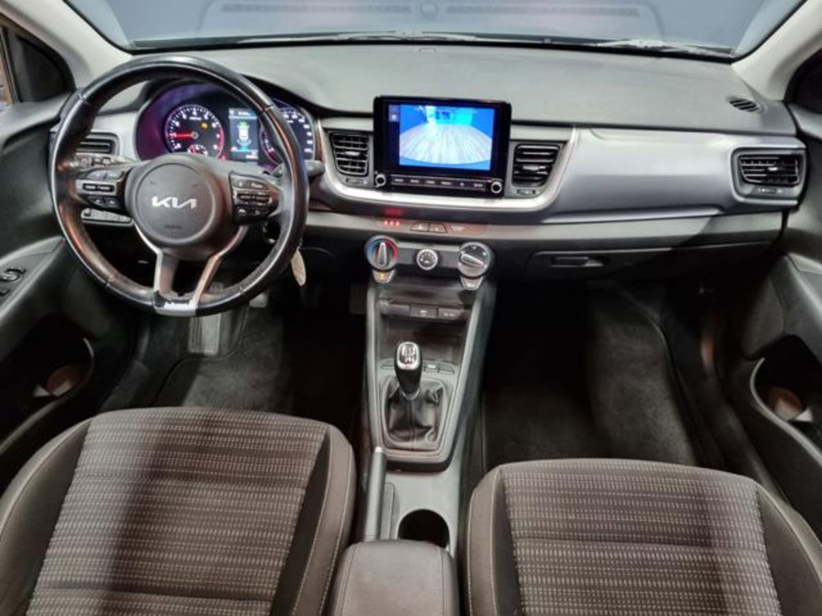 Kia Stonic 1.0 T-GDi 100 CV MHEV iMT Style (7)