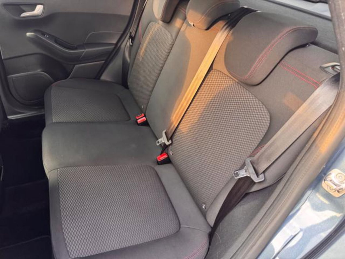 Ford Fiesta 1.0 EcoBoost 100CV 5 porte ST-Line (11)