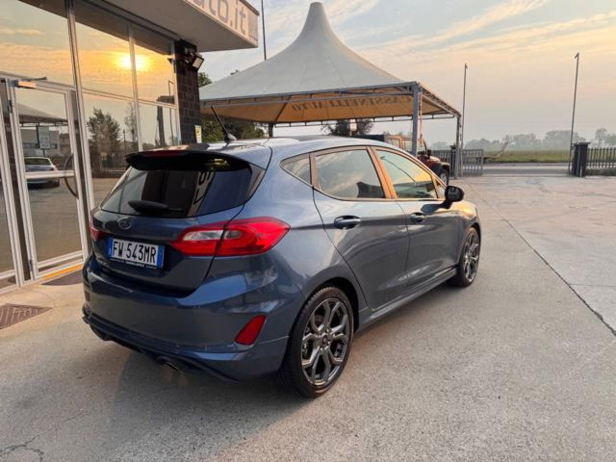 Ford Fiesta 1.0 EcoBoost 100CV 5 porte ST-Line (4)
