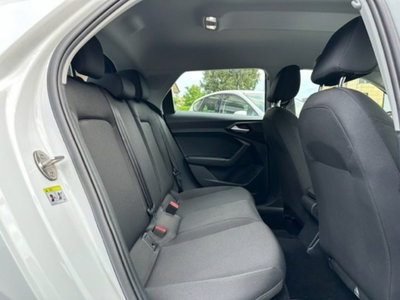 Audi A1 Sportback 30 TFSI Admired Advanced (13)