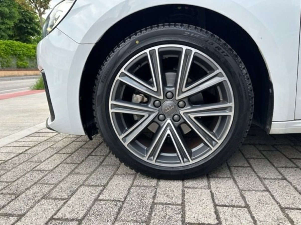Audi A1 Sportback 30 TFSI Admired Advanced (9)