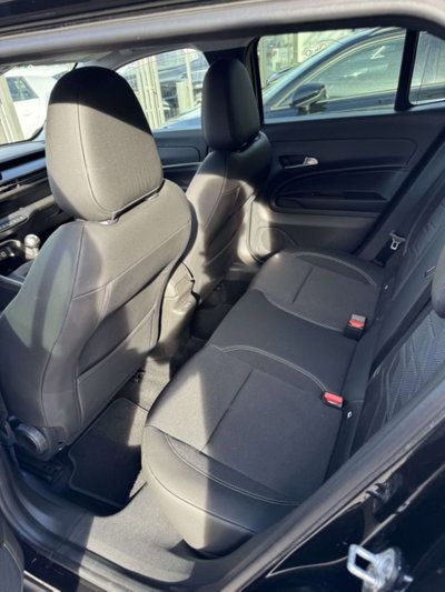 Jeep Avenger 1.2 turbo Summit fwd 100cv (10)
