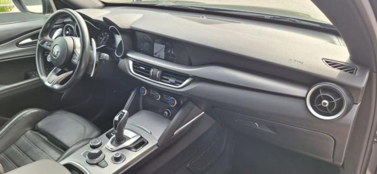 Alfa Romeo Stelvio Stelvio 2.2 Turbodiesel 210 CV AT8 Q4 Veloce (19)