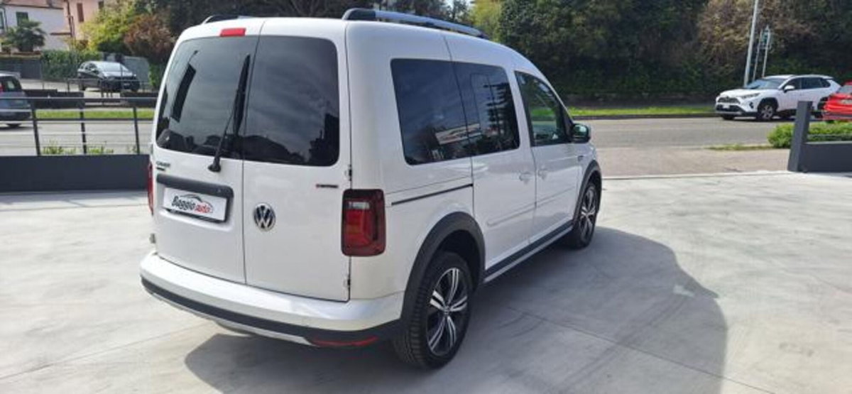 Volkswagen Caddy 2.0 TDI 122 CV 4MOTION Alltrack (13)