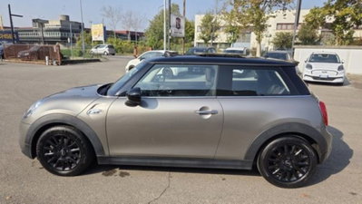 MINI Mini 2.0 Cooper SD (3)