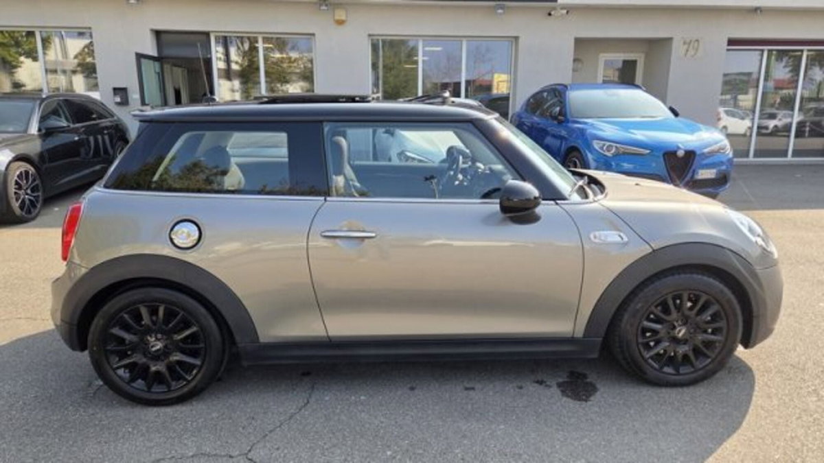 MINI Mini 2.0 Cooper SD (5)