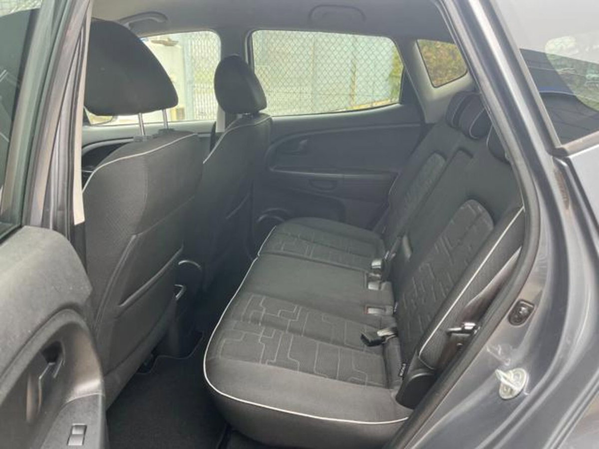 Kia Venga 1.4 CRDi 90CV WGT EX (10)