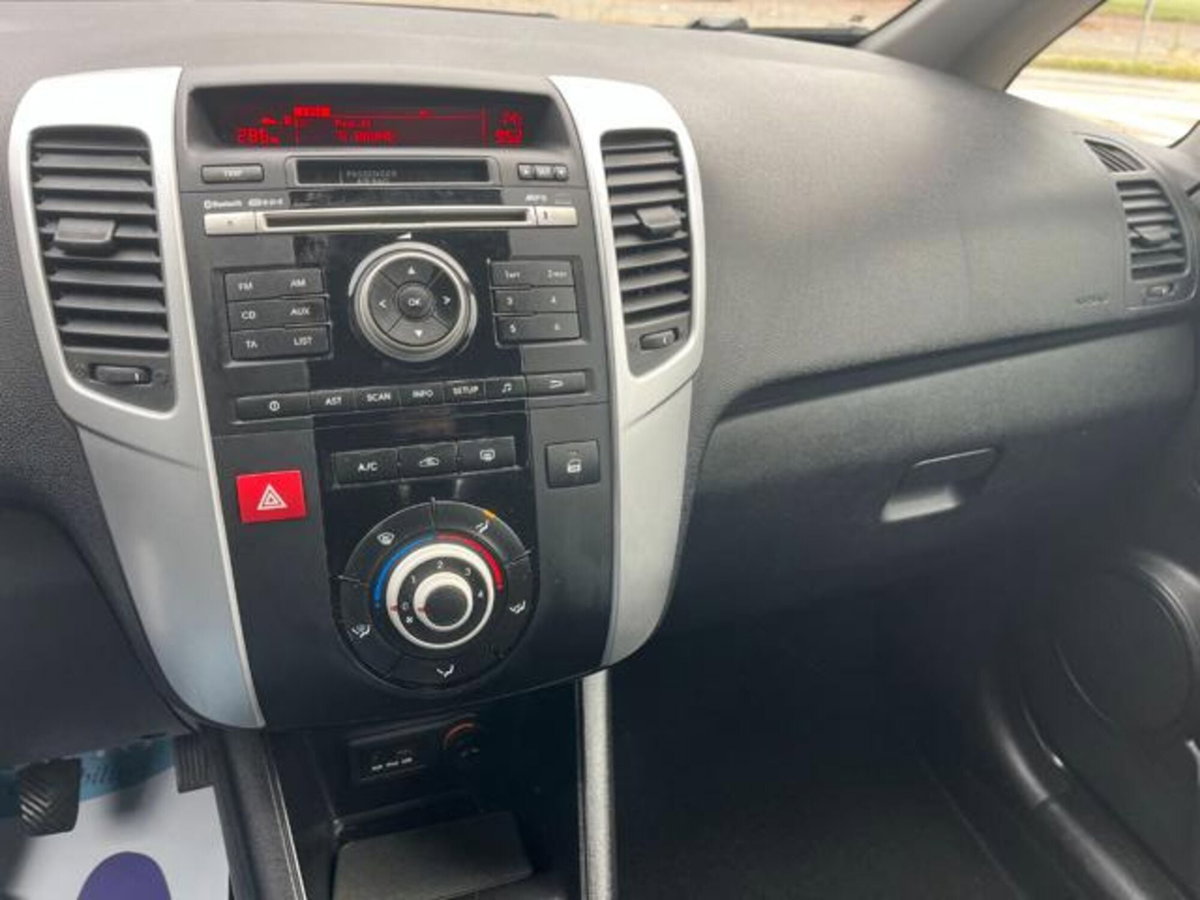Kia Venga 1.4 CRDi 90CV WGT EX (8)