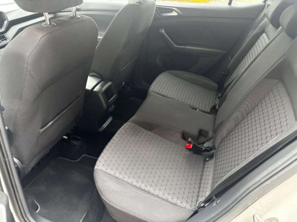 Volkswagen T-Cross 1.0 TSI Style BMT (6)