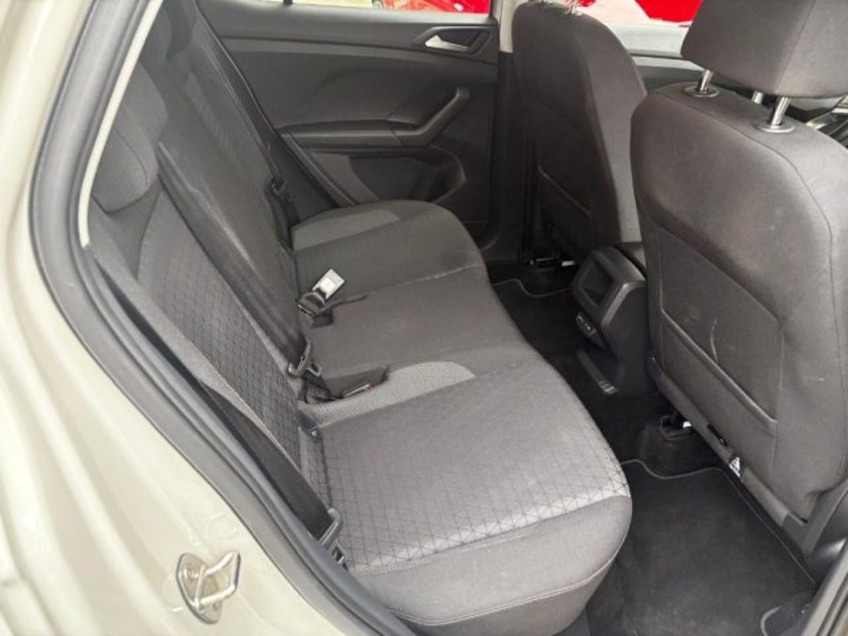 Volkswagen T-Cross 1.0 TSI Style BMT (9)