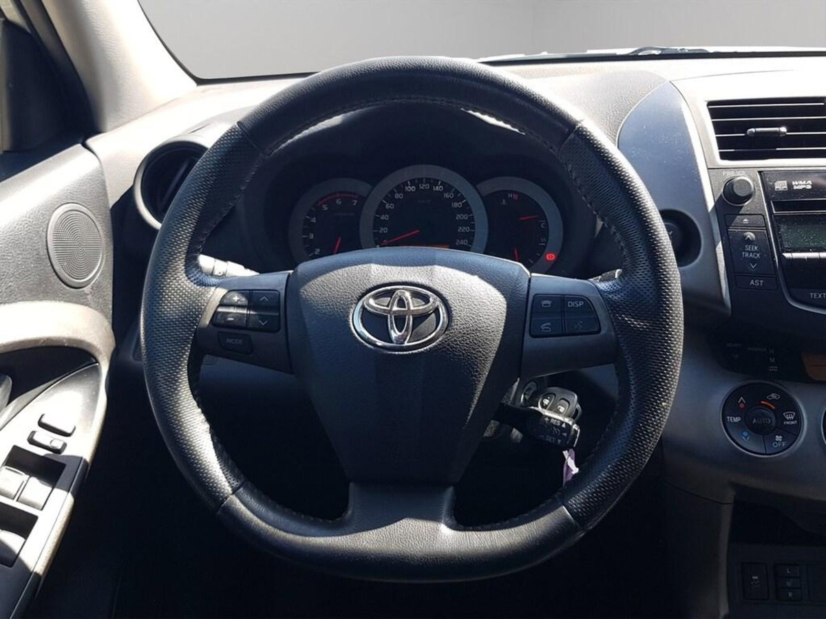 Toyota Rav4 2.2 D-4D 150 CV DPF Exclusive (10)
