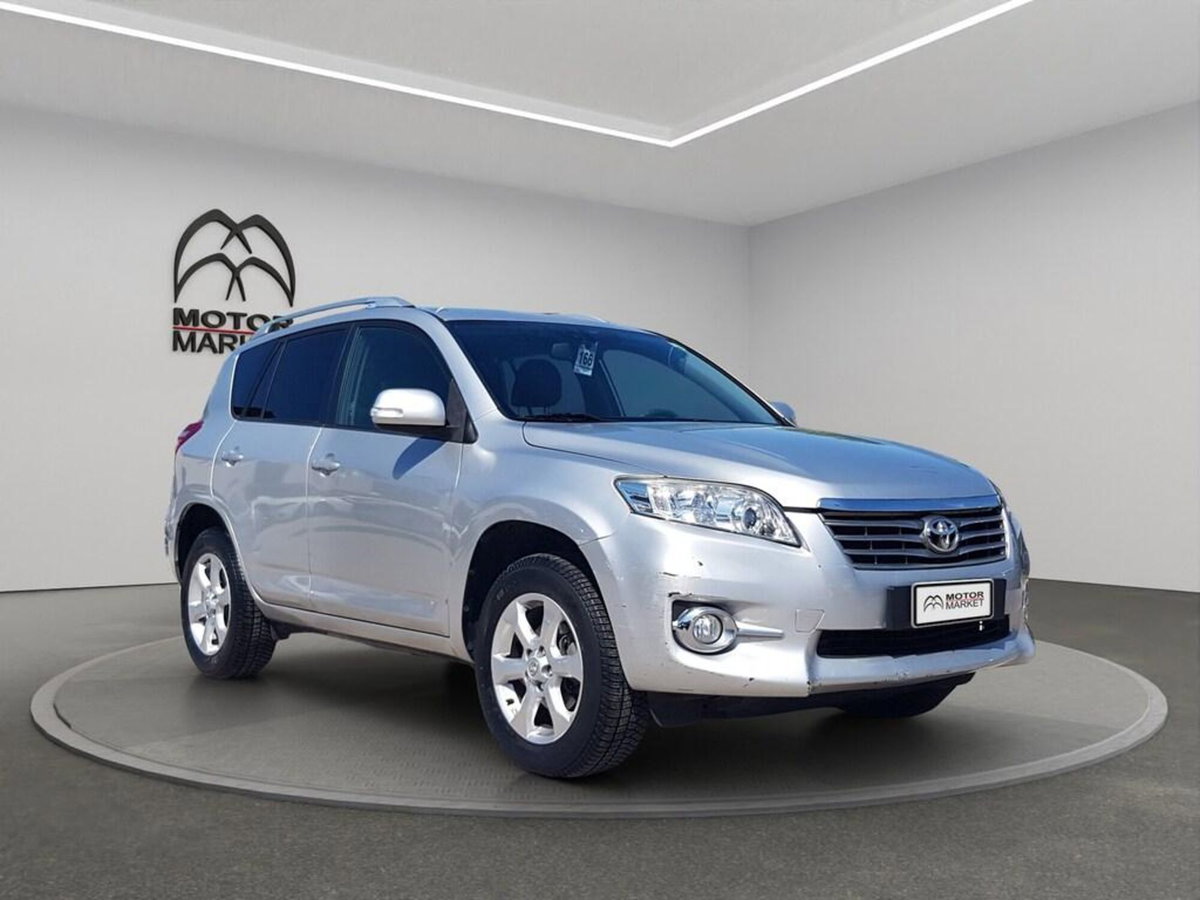 Toyota Rav4 2.2 D-4D 150 CV DPF Exclusive (3)