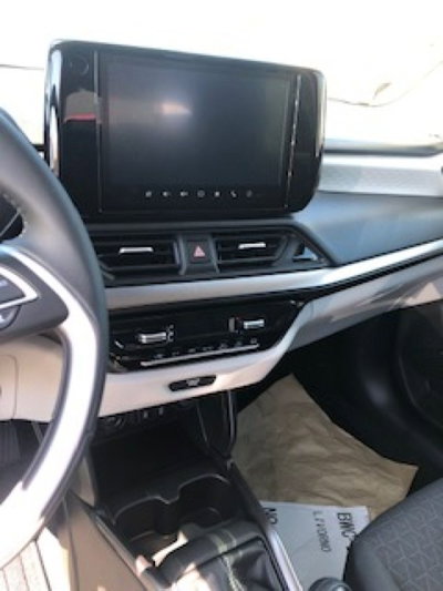 Suzuki Swift 1.2h Top 2wd (14)