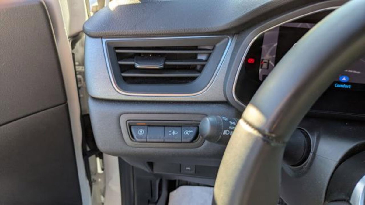 Renault Captur TCe 100 CV GPL Techno (9)