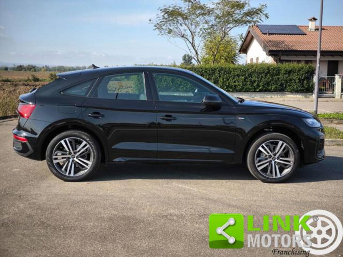 Audi Q5 Sportback 40 2.0 tdi mhev 12V S line Plus quattro s-tronic (11)
