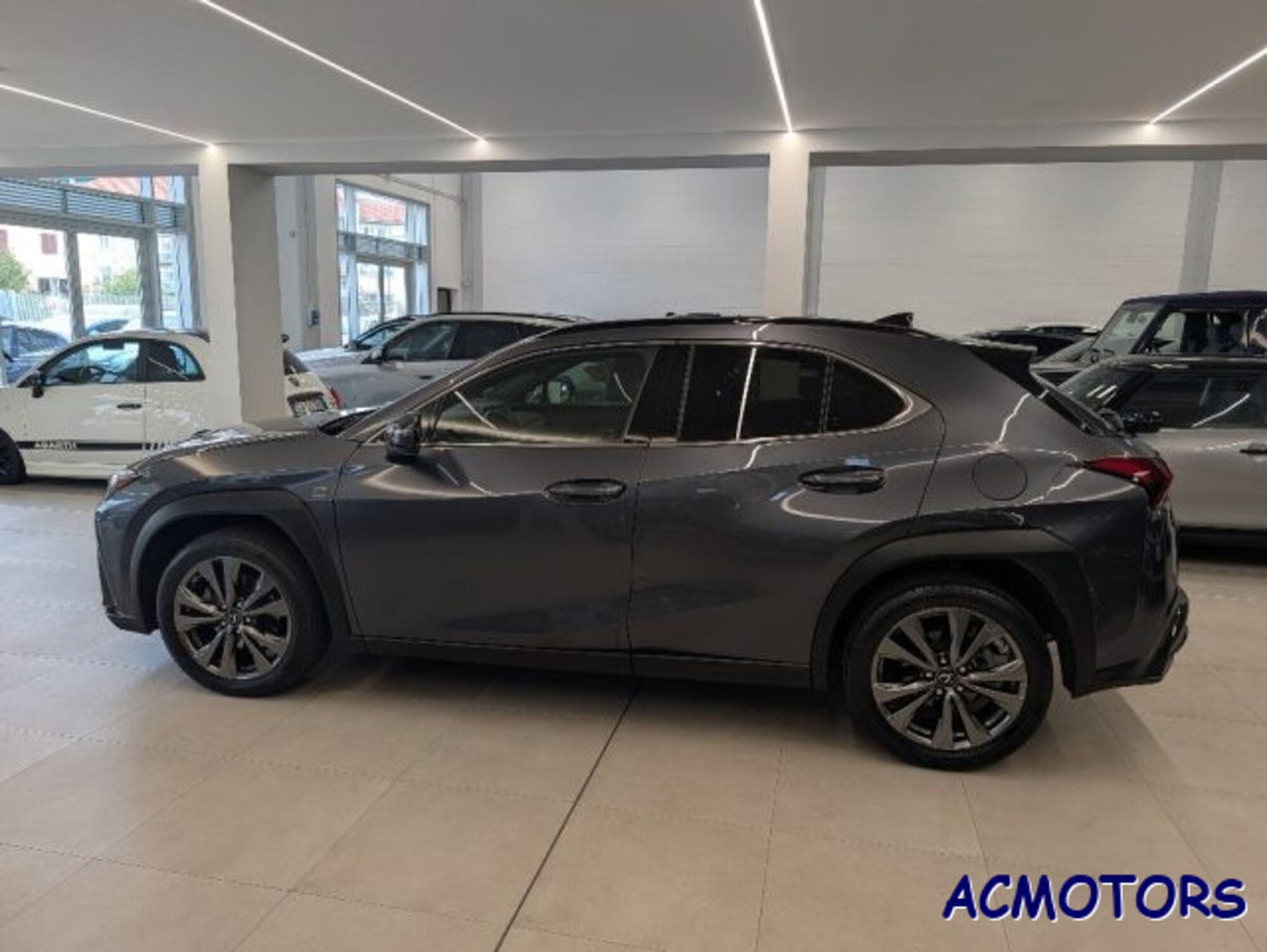 Lexus UX Hybrid 4WD Design (2)
