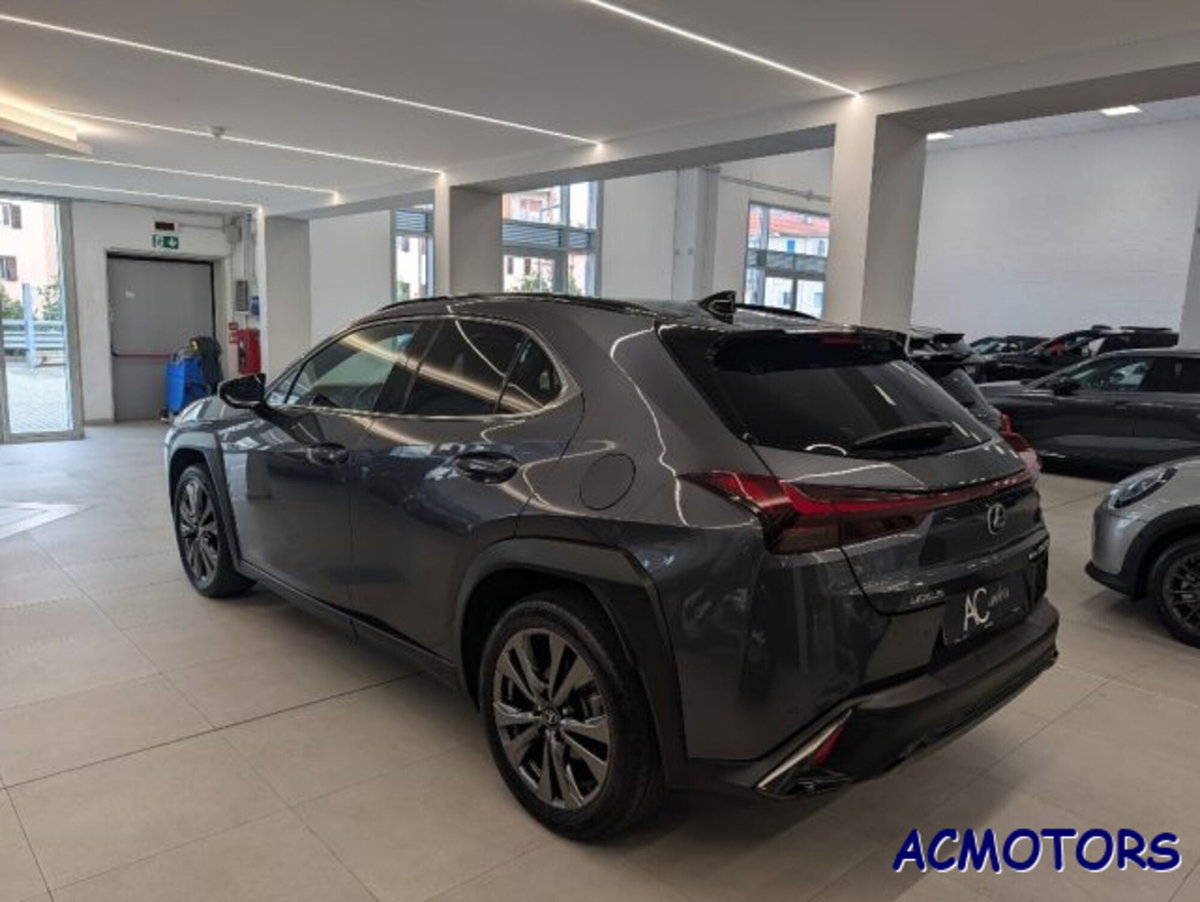 Lexus UX Hybrid 4WD Design (3)