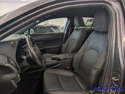 Lexus UX Hybrid 4WD Design (8)