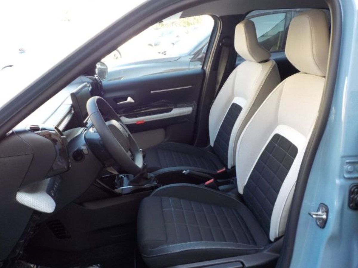 Citroen C3 1.2 turbo Max 100cv s&s (6)