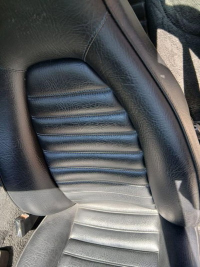 Porsche 924 Coupé 2.0 (14)