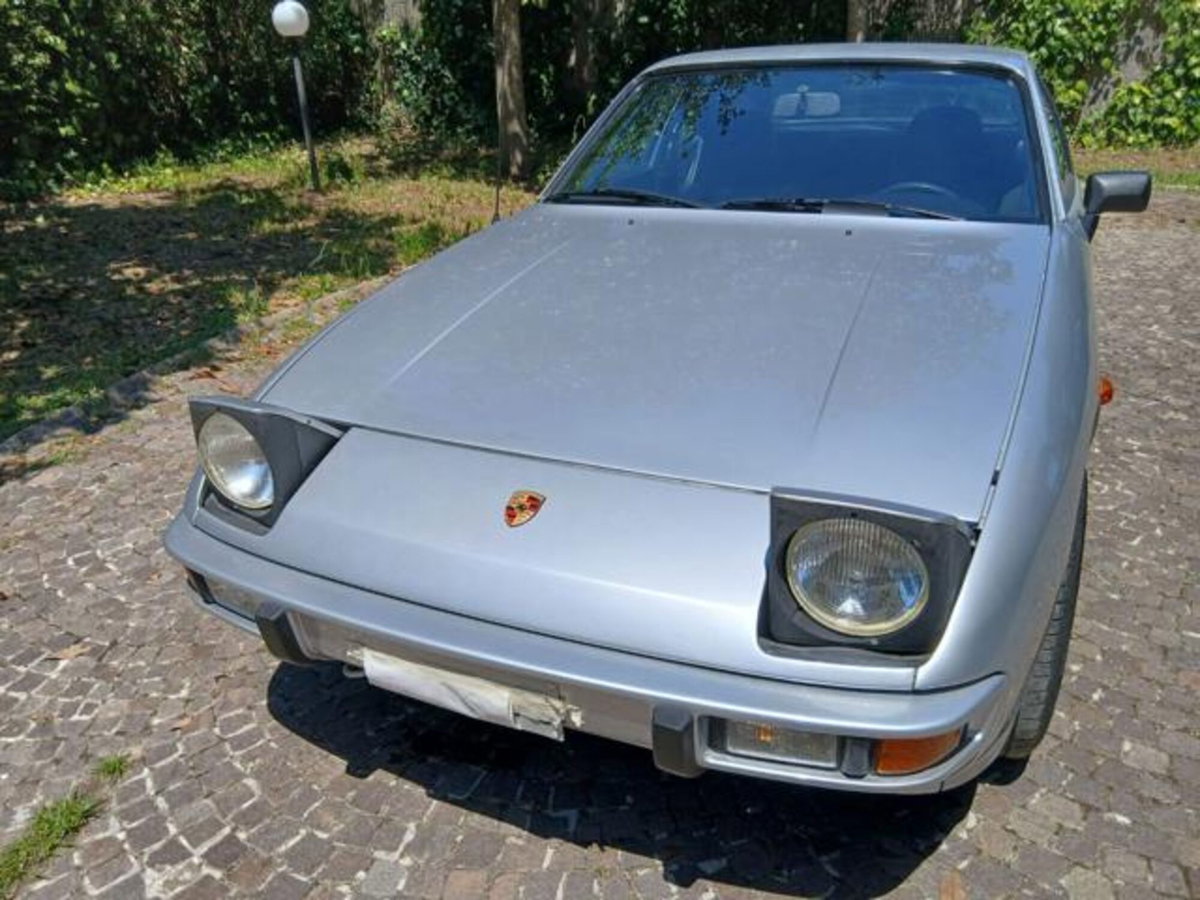 Porsche 924 Coupé 2.0 (3)