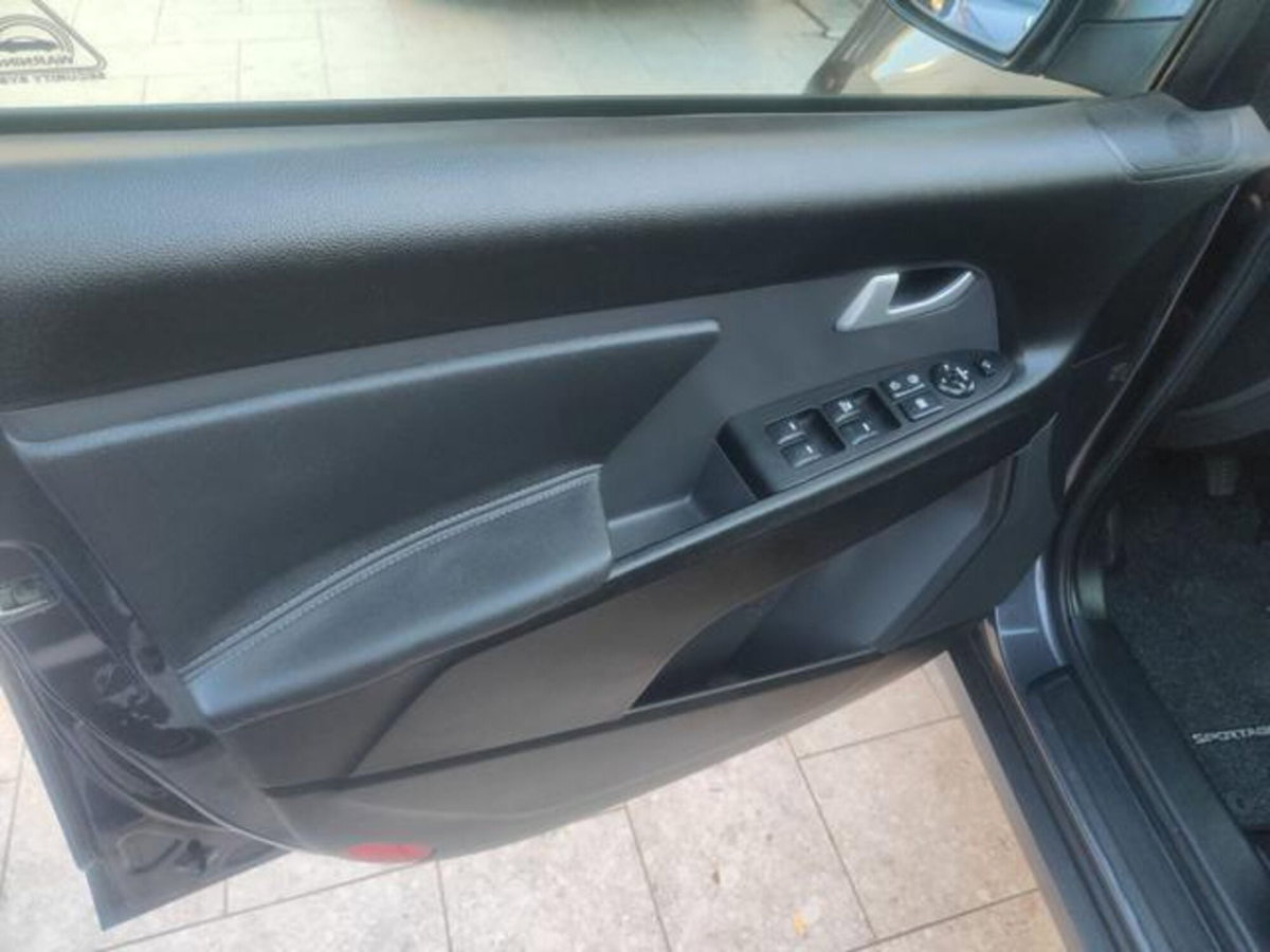 Kia Sportage 1.7 CRDI VGT 2WD Cool (17)