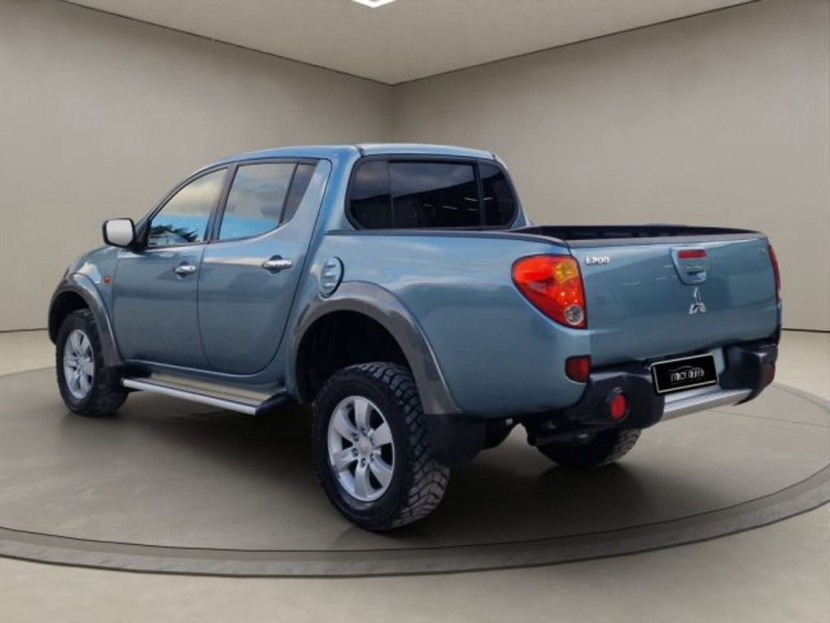 Mitsubishi L200 2.5 DI-D/136CV Double Cab Intense (3)