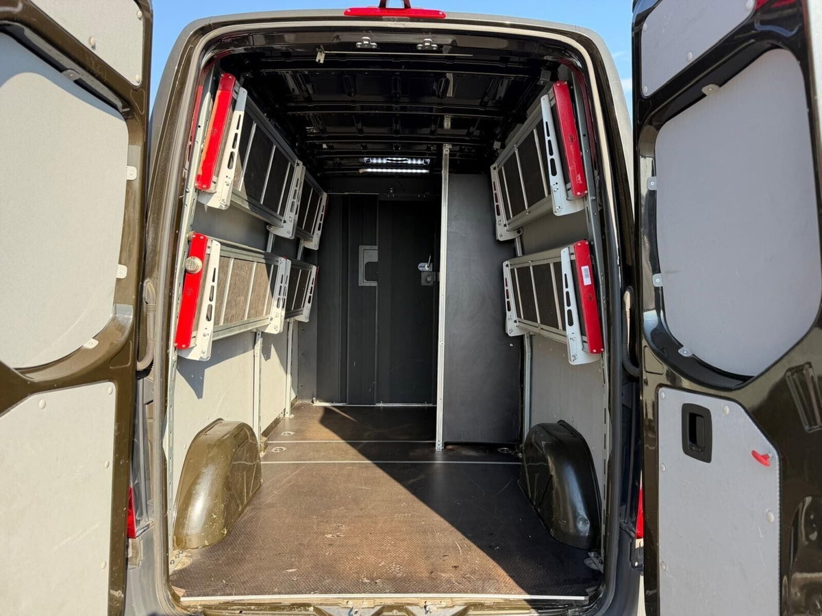 Mercedes-Benz Sprinter F39/35 311 CDI FWD TA Furgone (14)