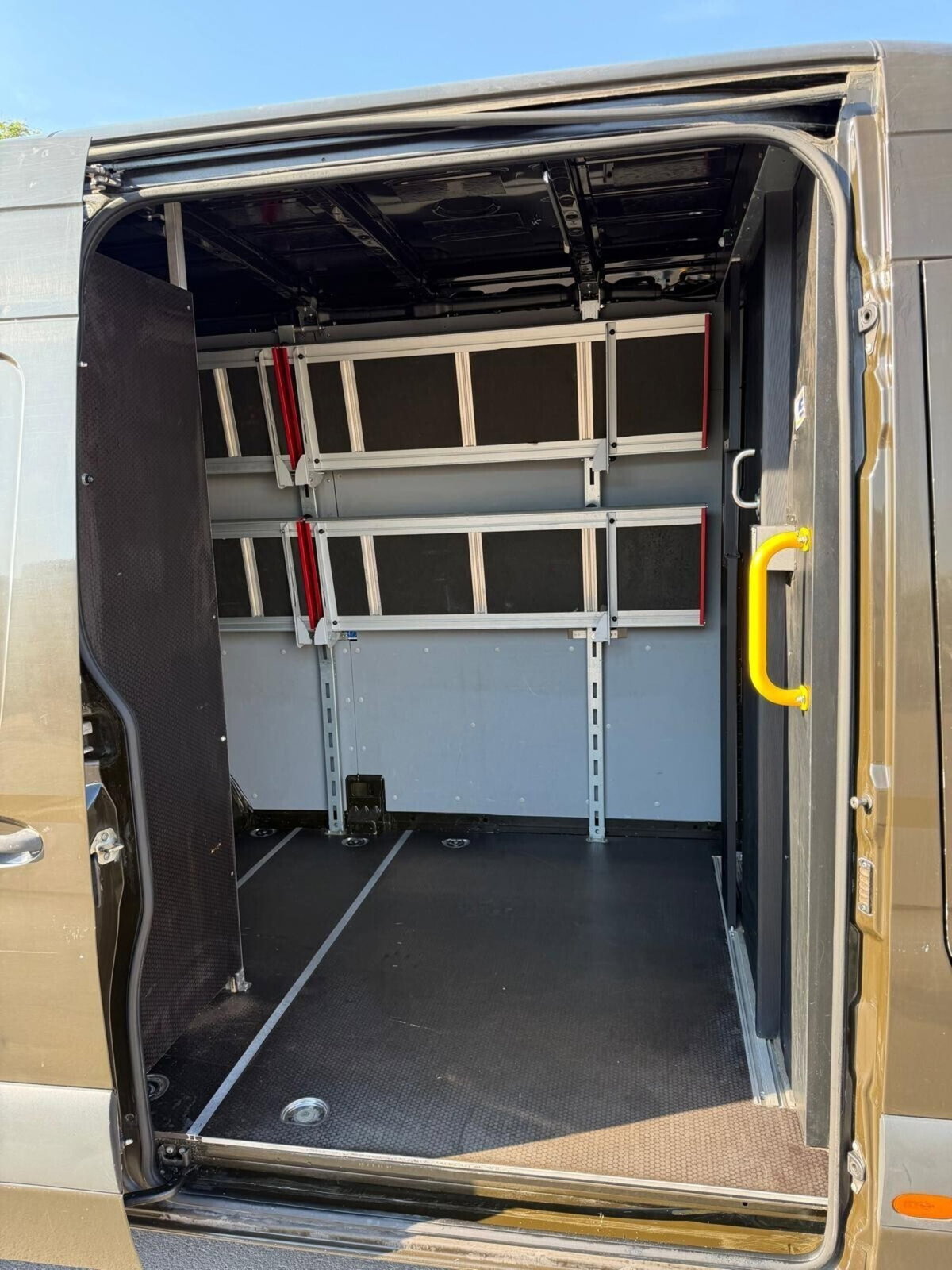 Mercedes-Benz Sprinter F39/35 311 CDI FWD TA Furgone (9)
