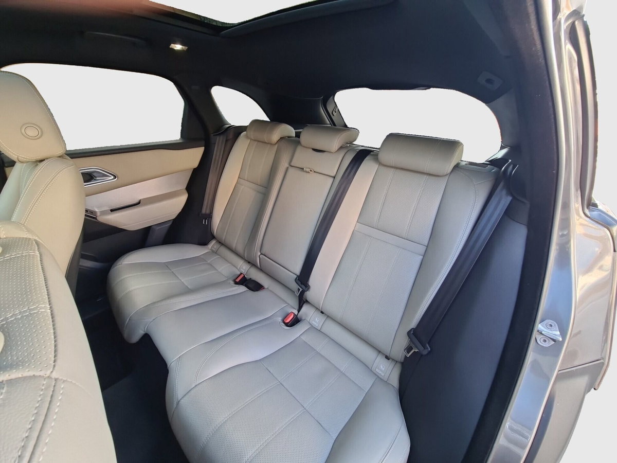 Land Rover Range Rover Velar 2.0D I4 240 CV R-Dynamic SE (17)