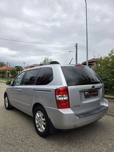 Kia Carnival 2.9 16V CRDi VGT Class (11)