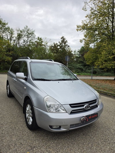 Kia Carnival 2.9 16V CRDi VGT Class (4)
