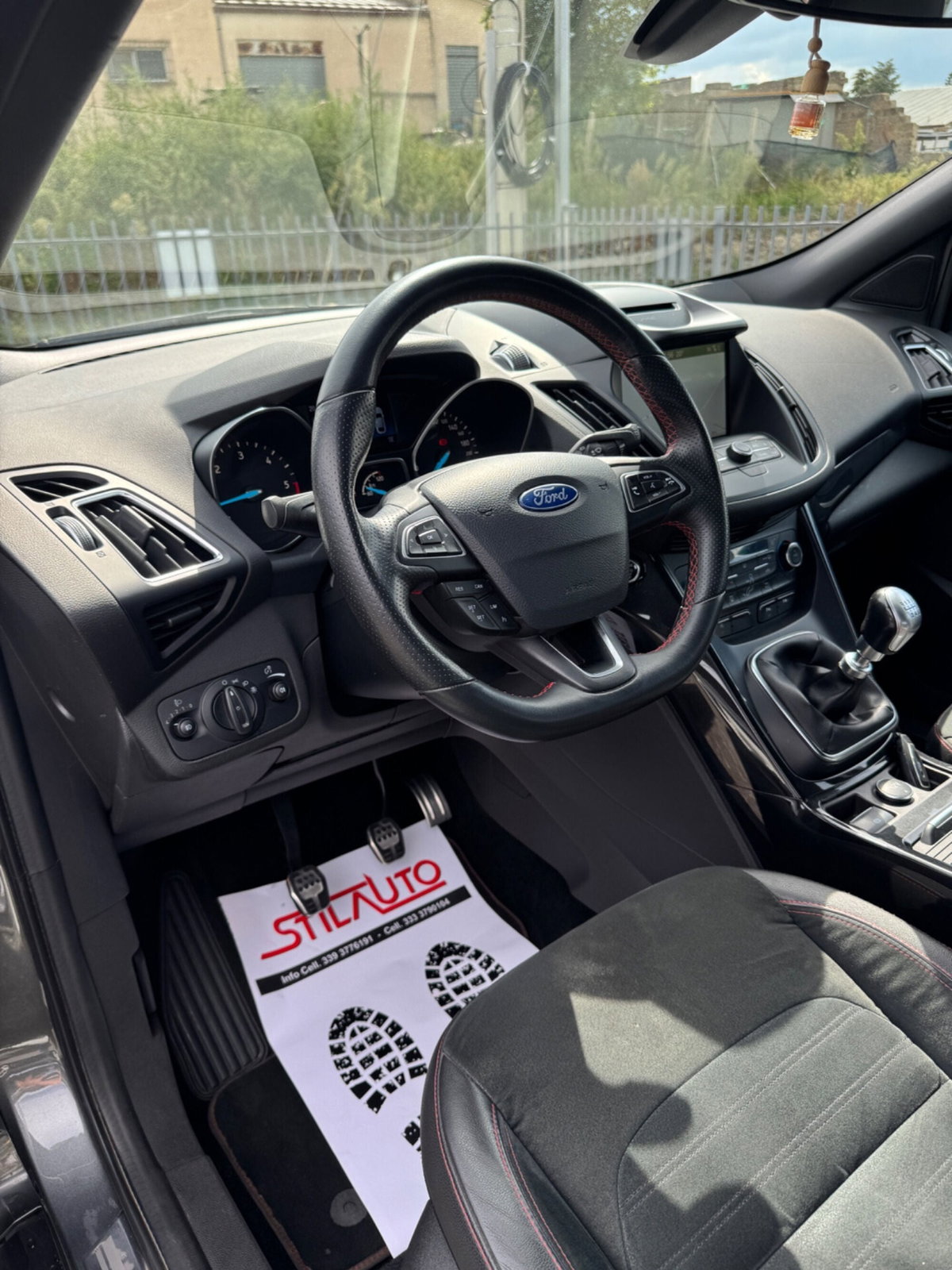 Ford Kuga 2.0 TDCI 120 CV S&S 2WD Powershift ST-Line (11)