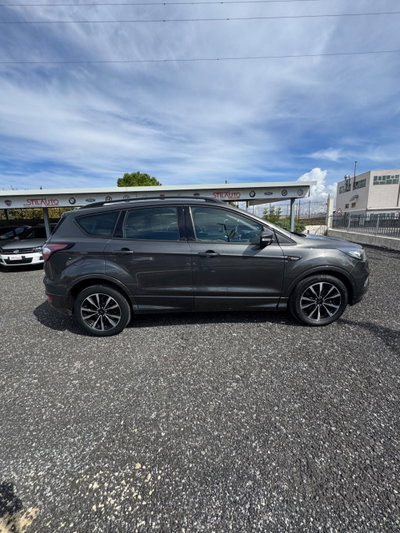 Ford Kuga 2.0 TDCI 120 CV S&S 2WD Powershift ST-Line (7)