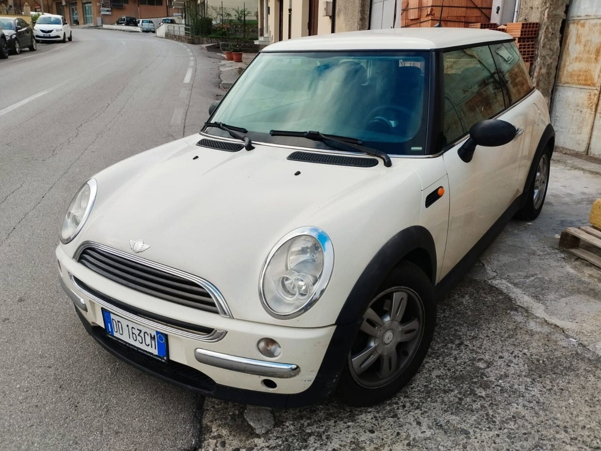 MINI Mini 1.4 tdi One D de luxe (6)