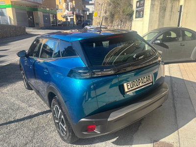 Peugeot 2008 1.2 turbo Style 100cv (4)